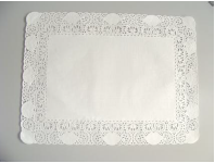 DENTELLE RECTANGULAIRE PAPIER 30X40CM BLANC X250