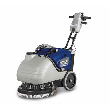 AUTOLAVEUSE A BATTERIE ONYX 43B CHARGEUR ET BROSSE INTEGRES