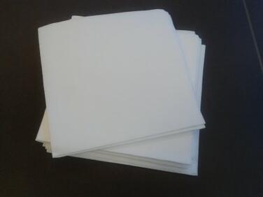 CARRÉ D'ESSUYAGE AIRLAID LISSE 50G 29X38CM BLANC X1500