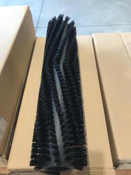 BROSSE 150MM LG 656MM CYLINDRIQUE POLYPRO NOIR