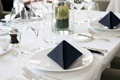 SERVIETTE 39X39CM NON TISSÉ TORK®LINSTYLE® DINNER NOIR X600