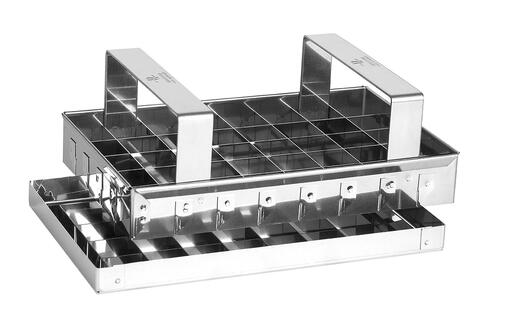 DÉCOUPOIR INOX CARAMELS 40 CASES CARRÉES 25MMSUPPORT 20X12.5CM