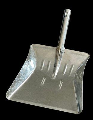 PELLE A POUSSIERE METAL GALVANISE