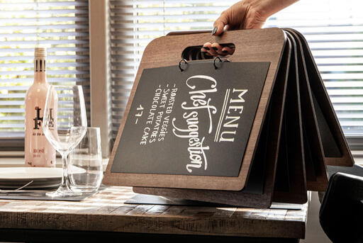 SECURIT CARTE MENU EN NOYER FORMAT A4 32,3 X 30 CM - 2