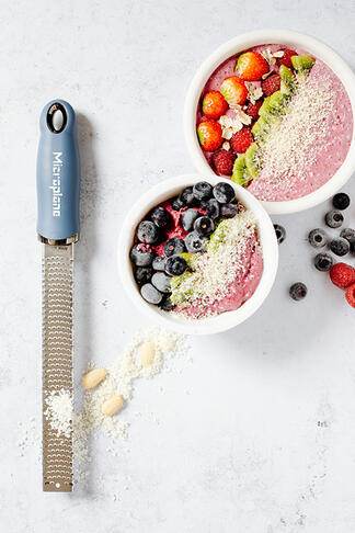 MICROPLANE RÂPE PREMIUM À ZESTER MYRTILLE LAME 20 CM - 2