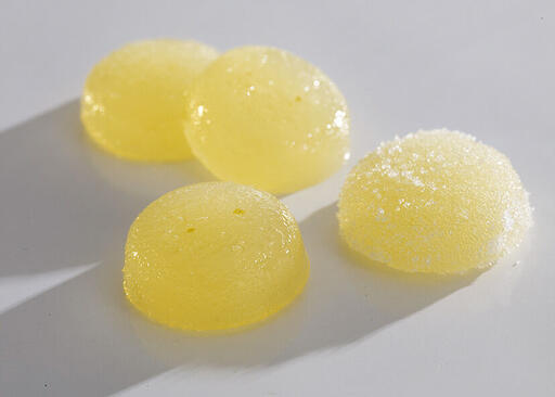 MOULE SILICONE PÂTE DE FRUIT 24 PALETS RONDS 3.4 CM - 2