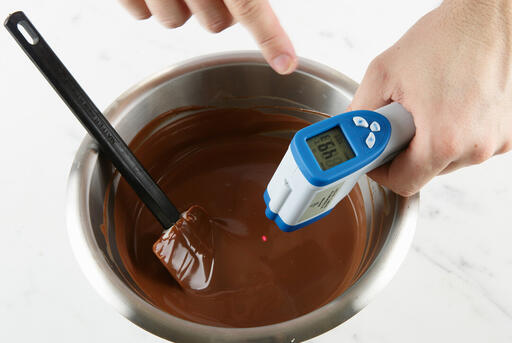 THERMOMÈTRE INFRA-ROUGE À VISÉE LASER DE -50° À +280° C - 3